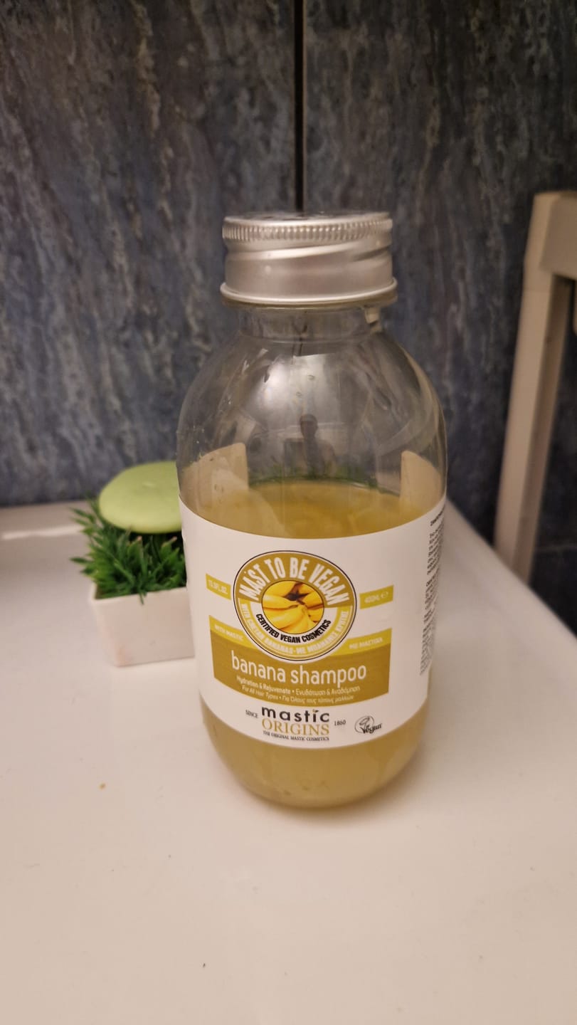Customer photo review of Banana Shampoo