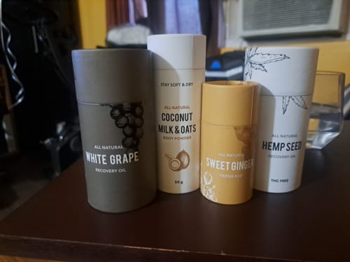 Customer photo review of Talc-Free Coconut Milk & Oats Body Powder