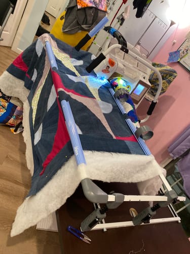 Customer photo review of Cutie Breeze Tabletop Quilting Frame