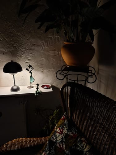 Customer photo review of Bordslampa - Svamplampa Flowerbud - Batteridriven 5000 mAH