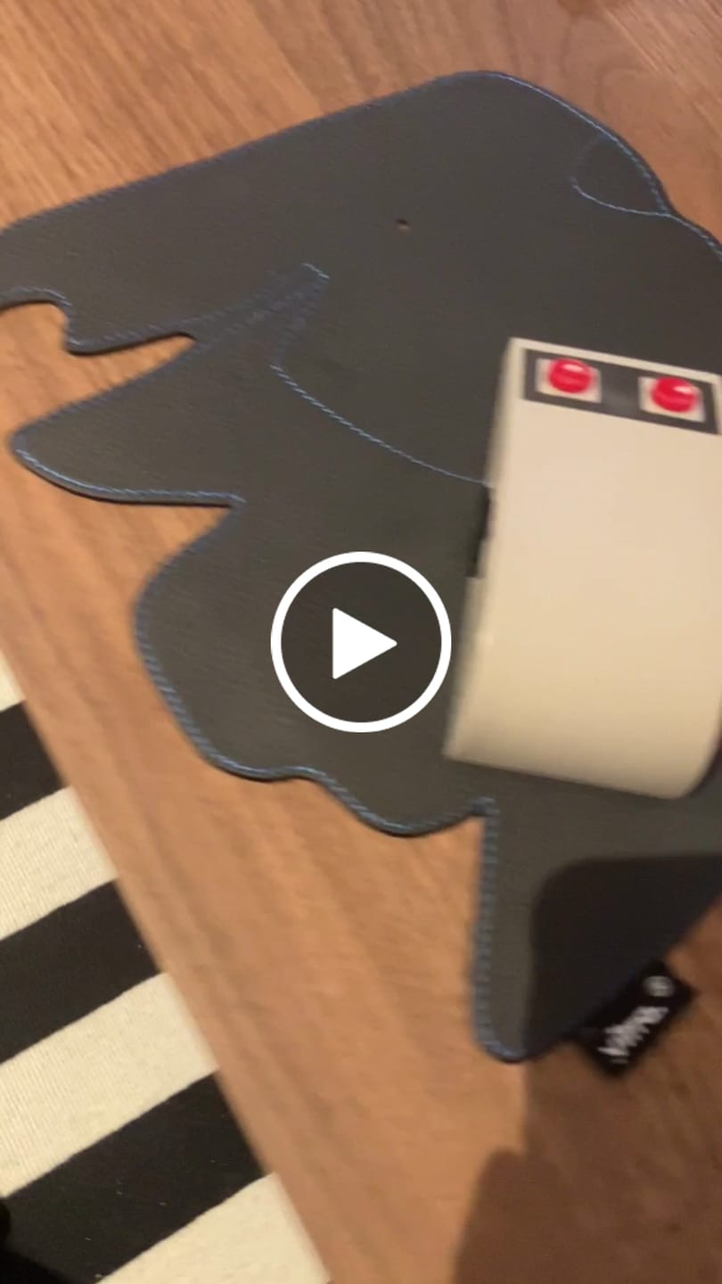 Customer video review of Vitra Elephant Pad Musematte