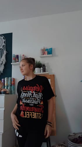 Customer photo review of PRINZESSIN - Premium T-Shirt