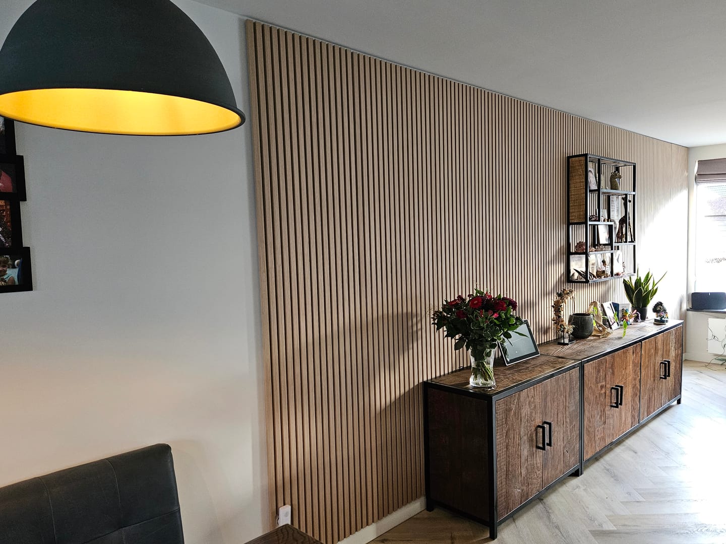 Customer photo review of AkuPanel Naturel Eiken-Hout met Grijs Vilt | 240cm x 60cm | 3-zijdig écht houtfineer