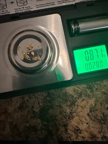 Customer photo review of Nugget Reserve 'MUSEUM SPECIMEN CHASE' - Gold Panning Paydirt Concentrate