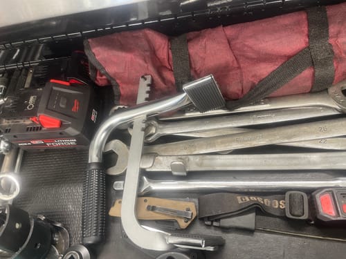 Customer photo review of Side Battery Lifter Tool