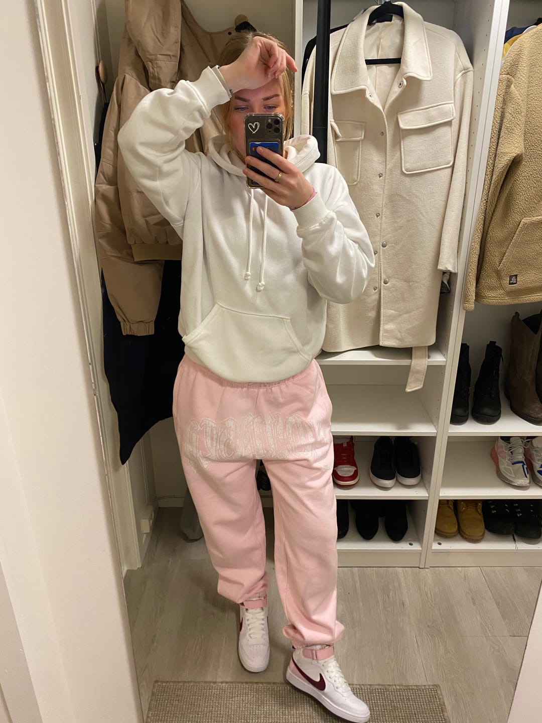Customer photo review of W257 My eyes are up here Jogger