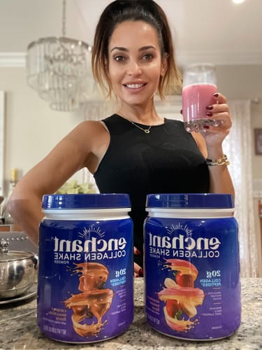 Customer photo review of Strawberry Banana Collagen Peptides Shake powder
