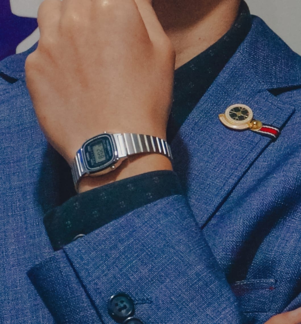 Customer photo review of Reloj Casio Vintage LA670WA-2DF Plateado Azul