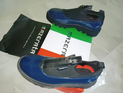 Customer photo review of Mazerata Vinchey 3 Faux Patent / Lycra - Navy