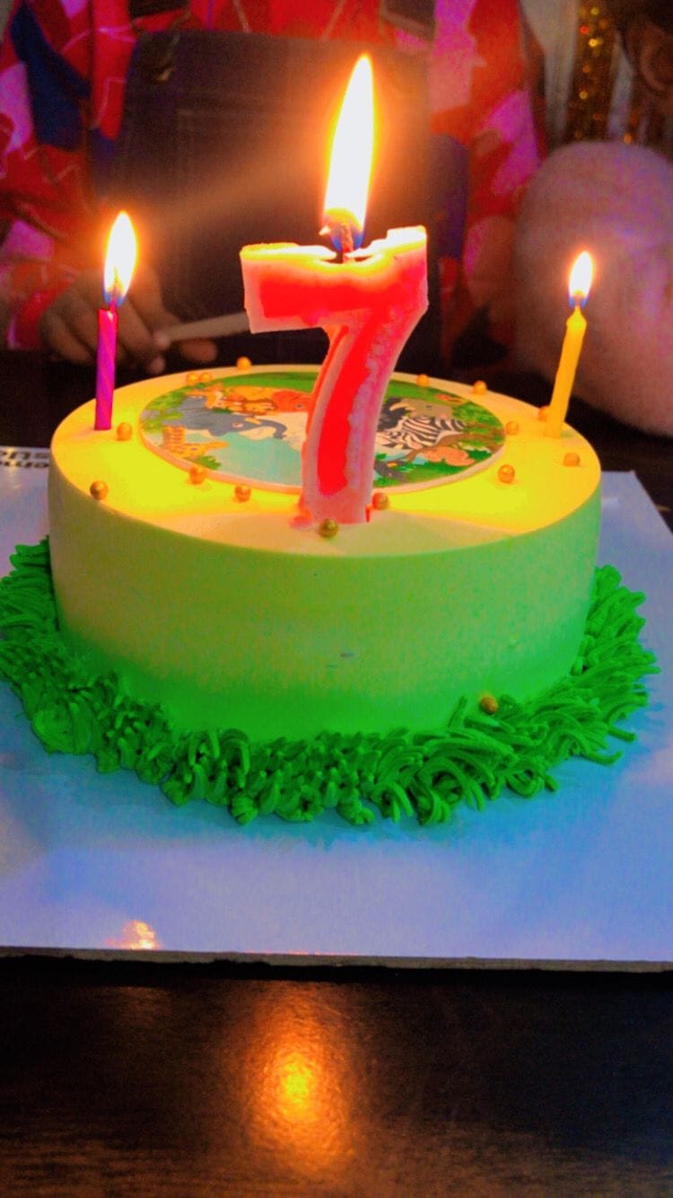 Customer photo review of Jungle Pineapple Cake