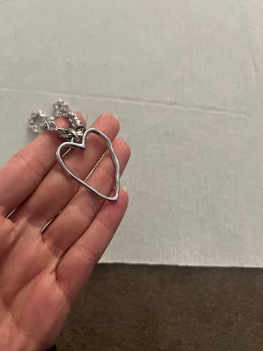 Customer photo review of Ciondolo "Cuore Leggero"