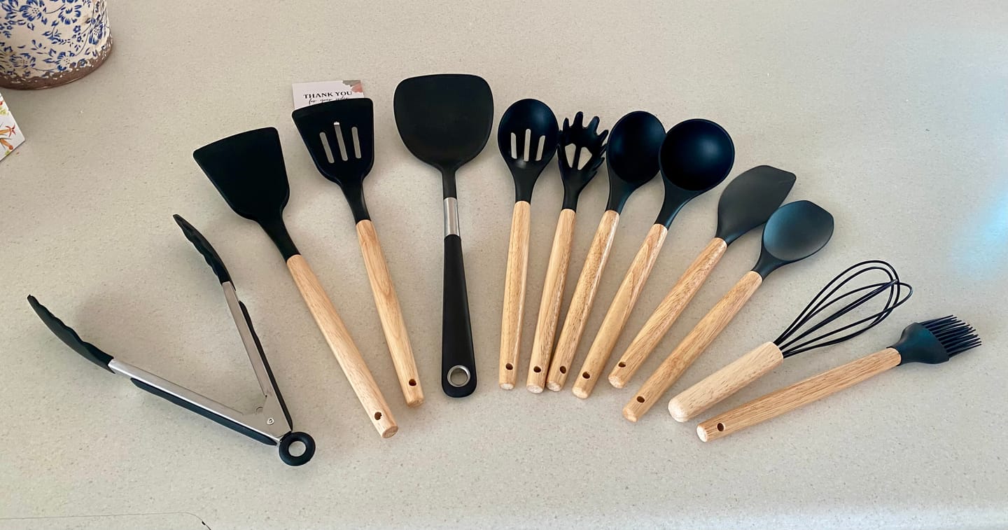 Customer photo review of Silicone Utensils Set