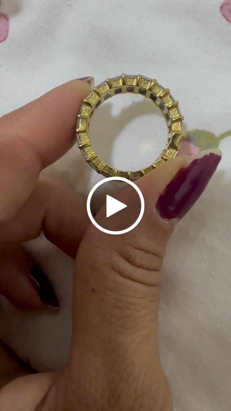 Customer video review of Radiant White Stone Band Ring