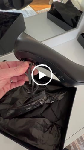 Customer video review of SL OPYUM BASIC HIGH HEEL BLACK CALFSKIN