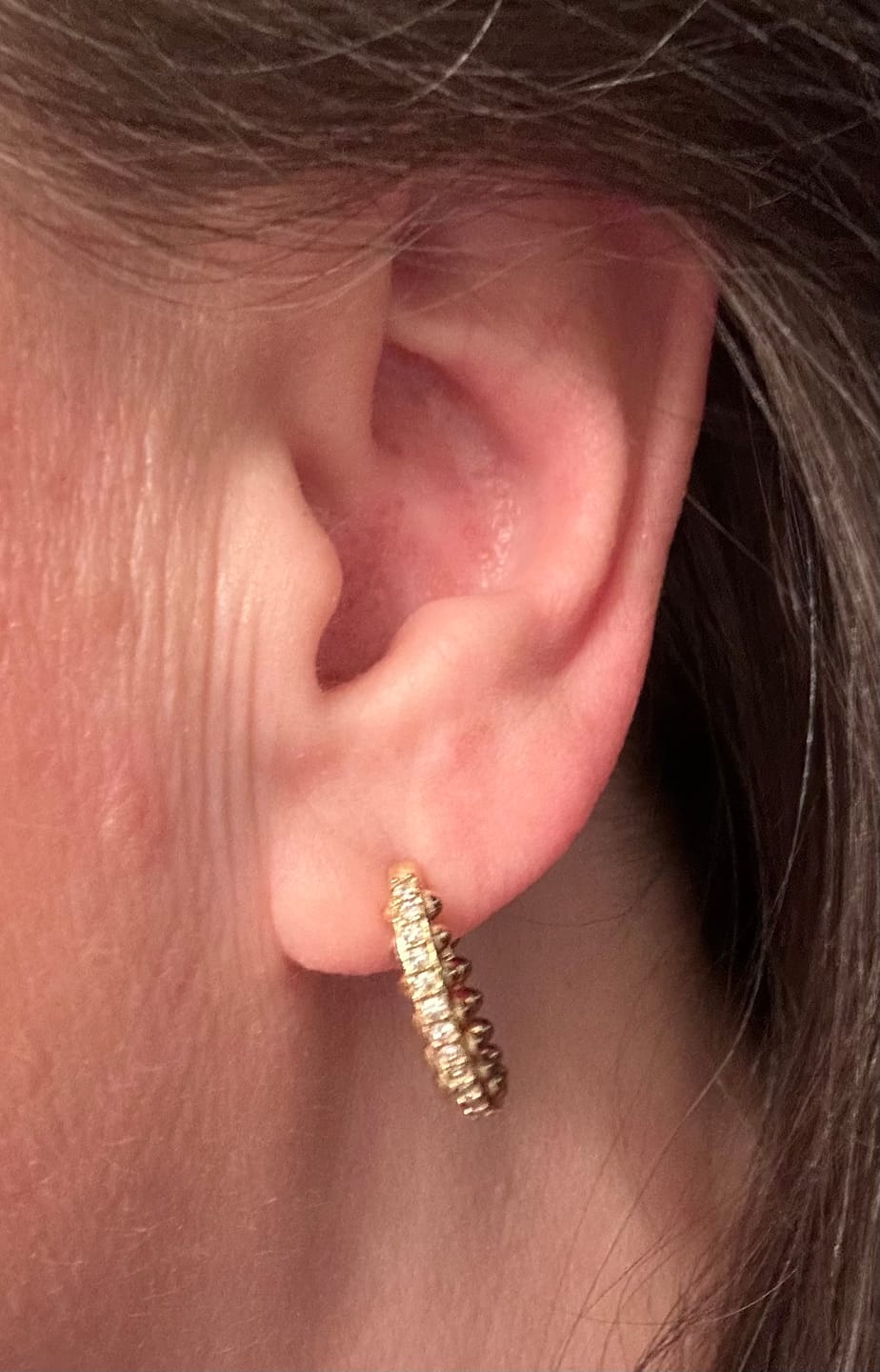 Customer photo review of Crested Huggies