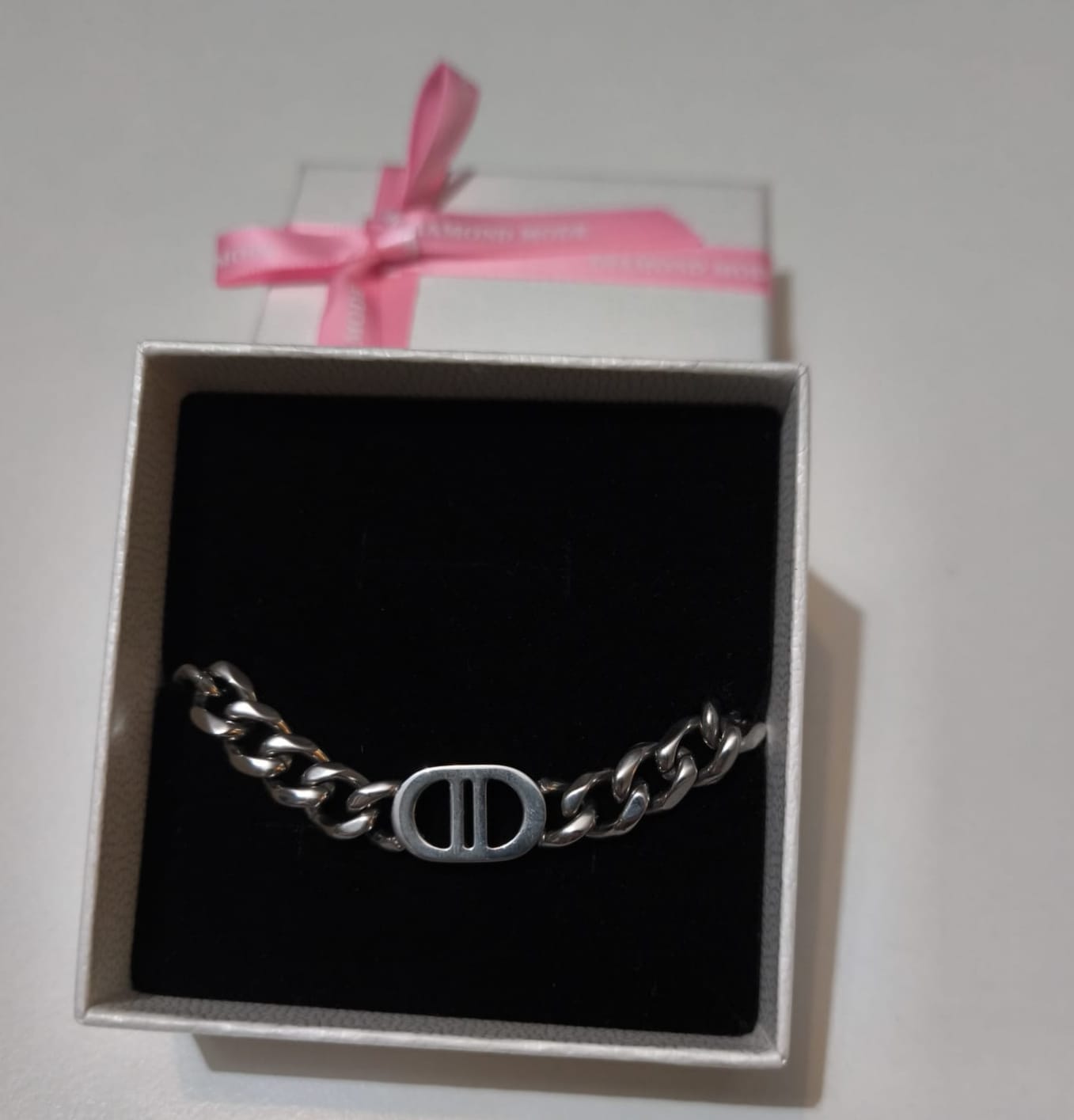 Customer photo review of Prestige Halskette | 18K vergoldet