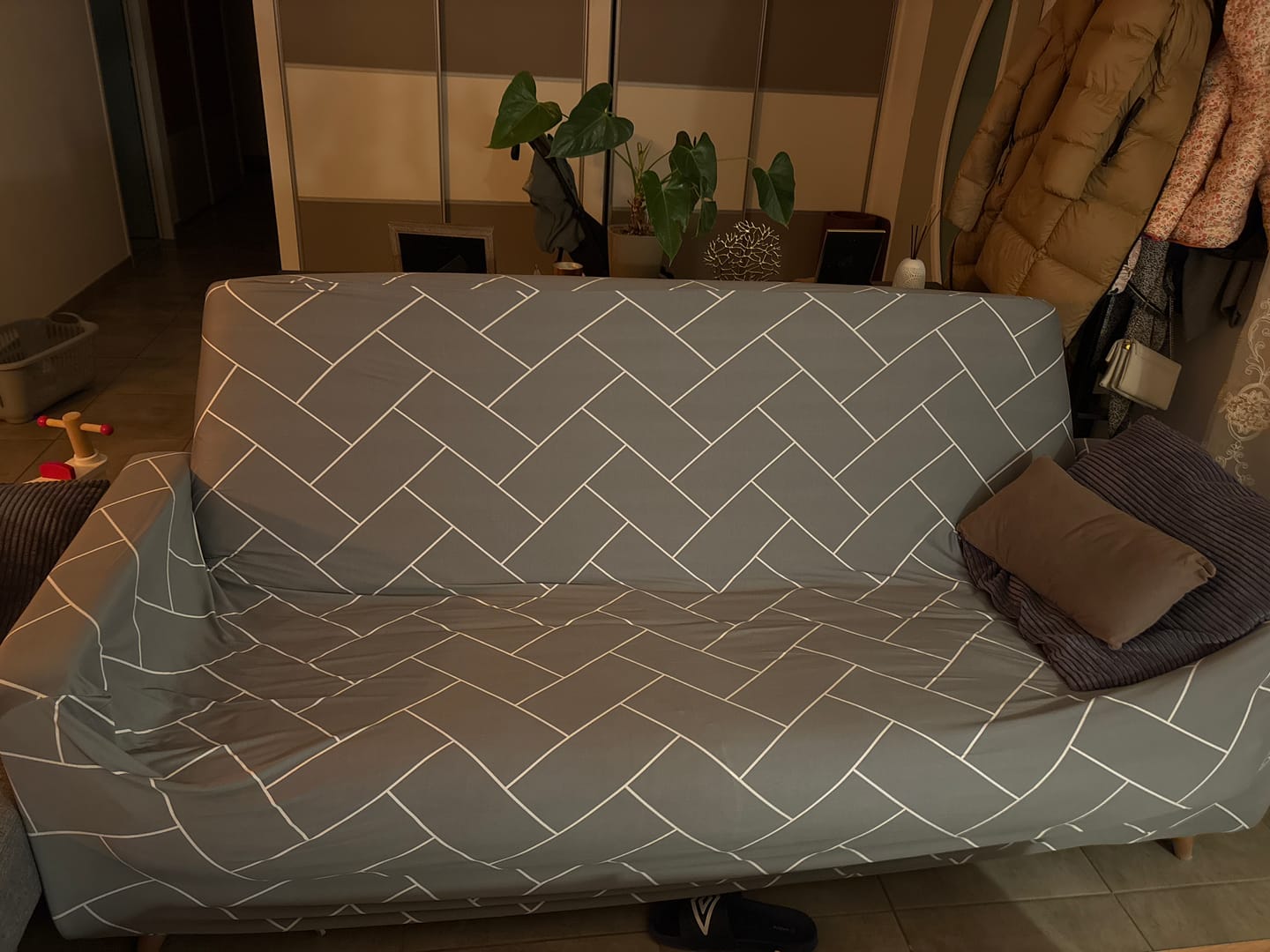 Customer photo review of Gris Strip - Housse de Canapé Extensible