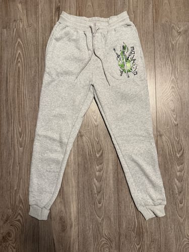 Customer photo review of Zoro Joggers