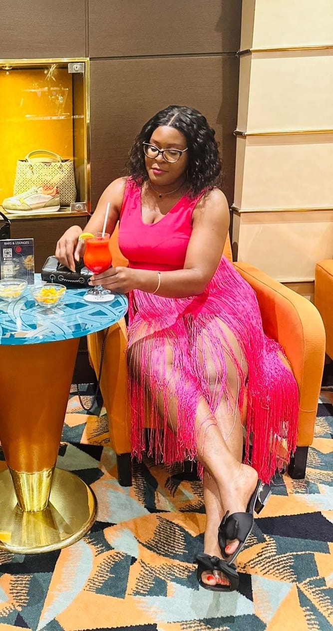 Customer photo review of GIGI - Brazilian 4x4 Lace Wig