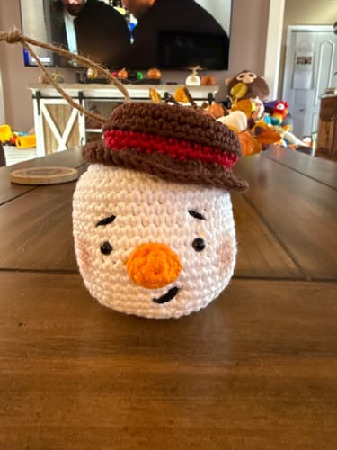 Customer photo review of Snowman Crochet Pattern & Matching Greeting Card (Limit 1 Free Per Customer)