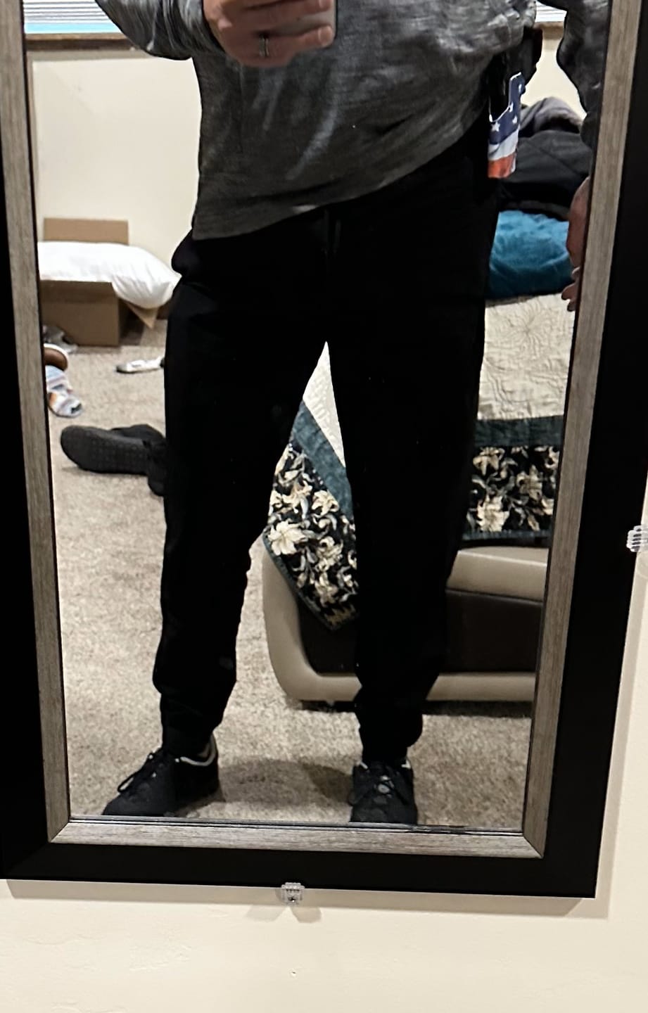 Customer photo review of Carrier Traveler Joggers - Midnight Black