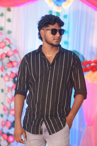 Customer photo review of Bettle | Grey Round Sunglasses - MG3878