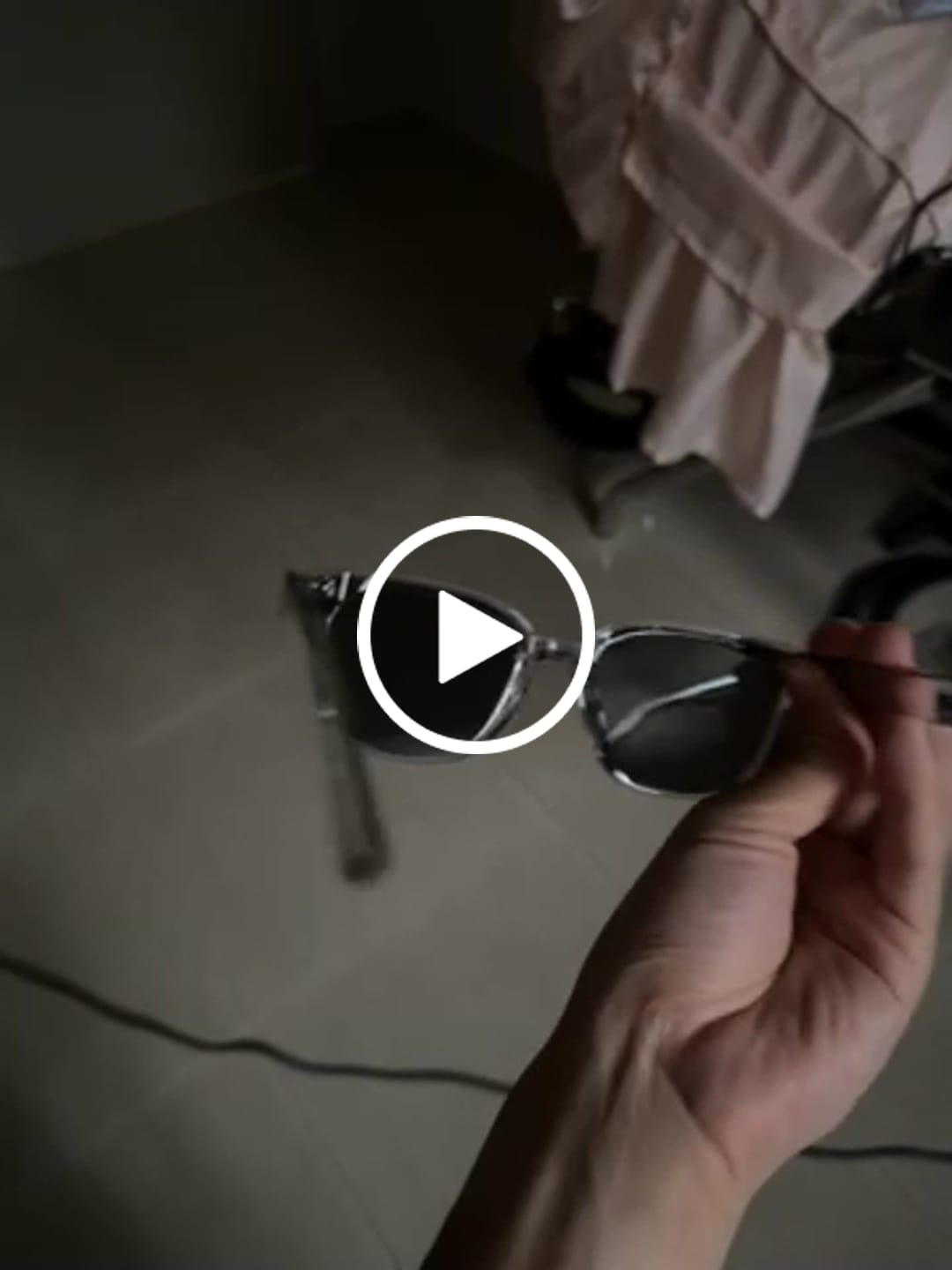 Customer video review of Taylor Rectangular Framed Sunglasses
