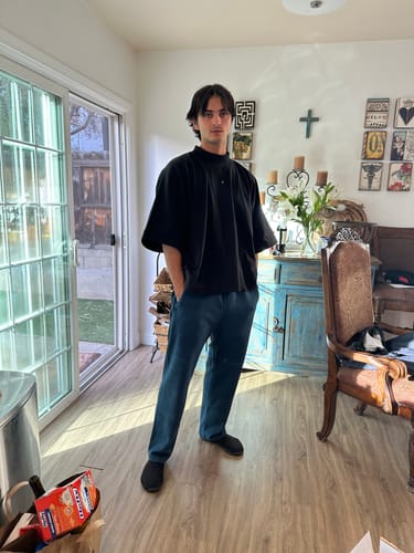 Customer photo review of Logo No Seam Tee - Yeezy Gap Engineered By Balenciaga - 3 Colors Available