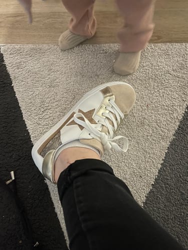 Customer photo review of Basket femme python doré étoile à lacets - Carla