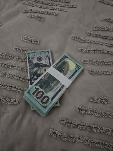 Customer photo review of $10,000 Full Print New Series Prop Money Double Sided Bills Stack