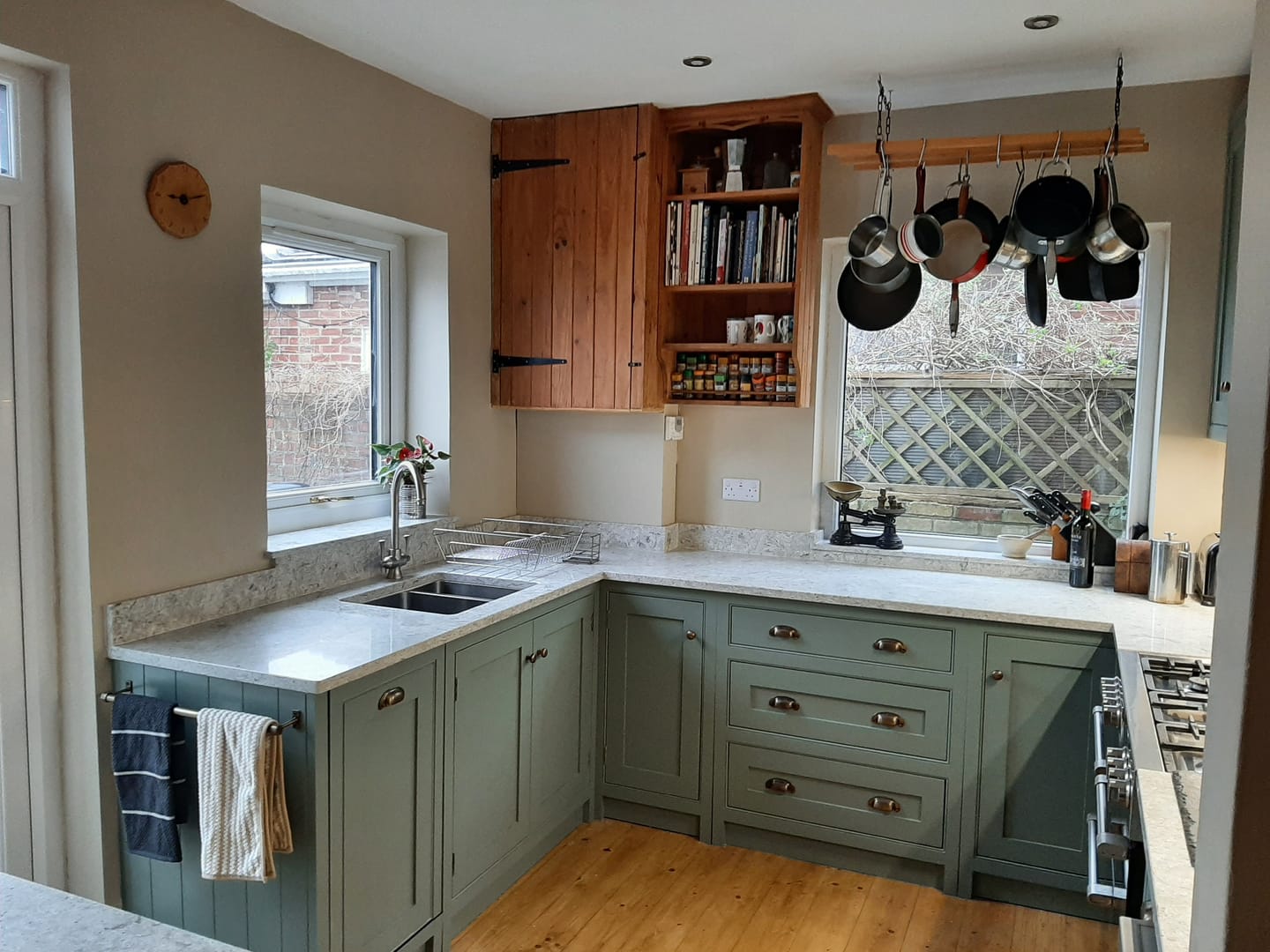 Customer photo review of Solid Brass Towel Rail