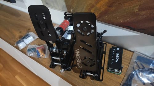 Customer photo review of Simsonn Racing Simulator Pro Pedal Manual and Automatic Gears