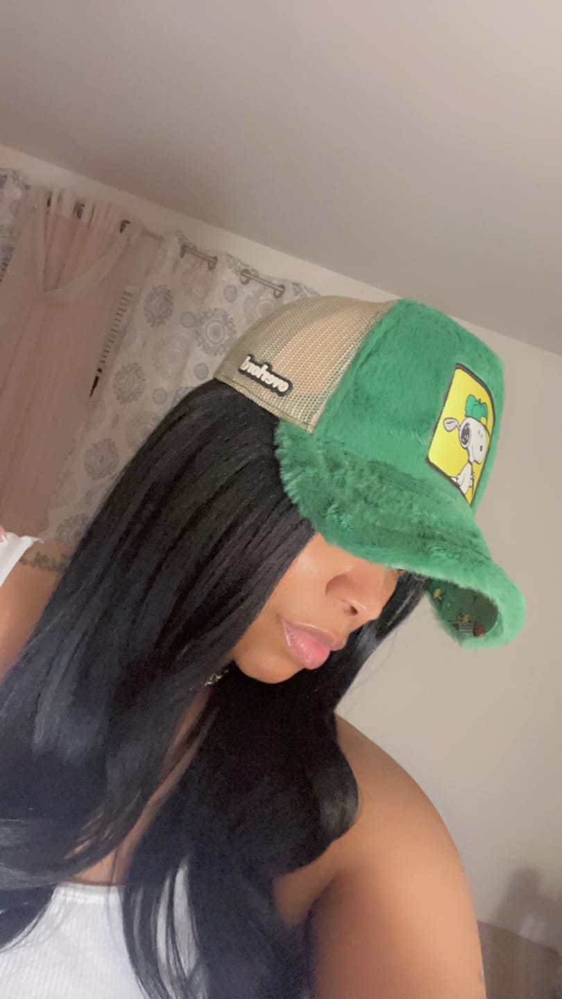 Customer photo review of OVERLORD X Peanuts: Golf Snoopy Trucker Cap