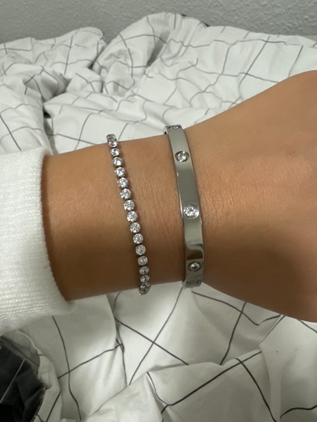 Customer photo review of Tennis Armband | 18K vergoldet