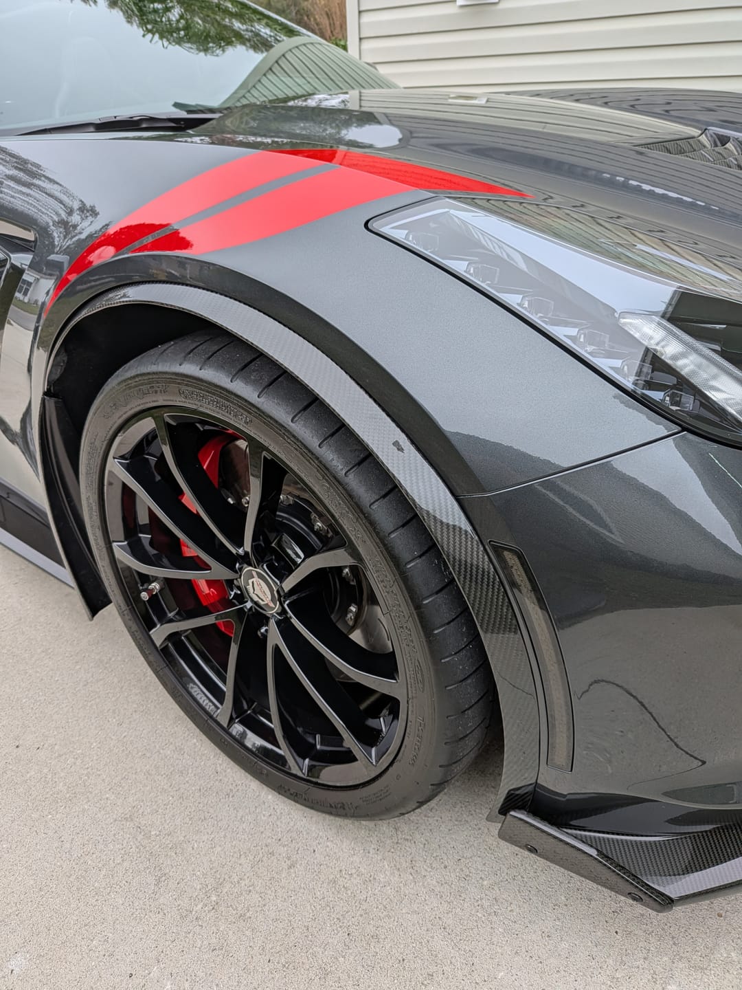 Customer photo review of Chevrolet Corvette C7 Front Fender Flares Wheel Trim