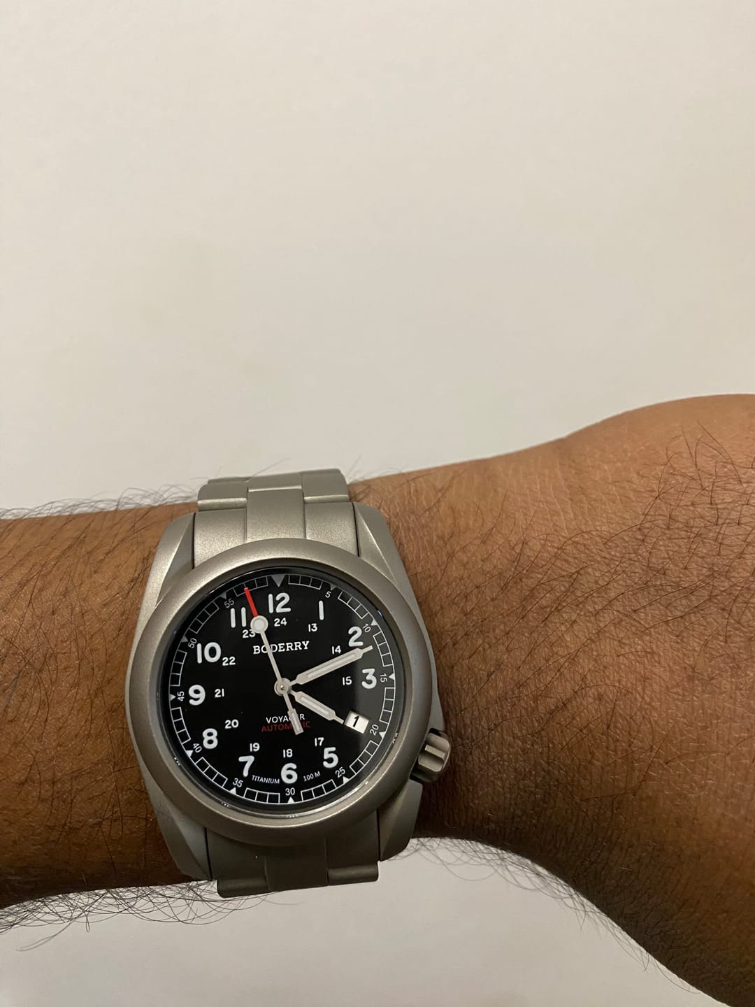 Customer photo review of VOYAGER - 100M Waterproof Titanium Automatic Field Watch | Black-bracelet