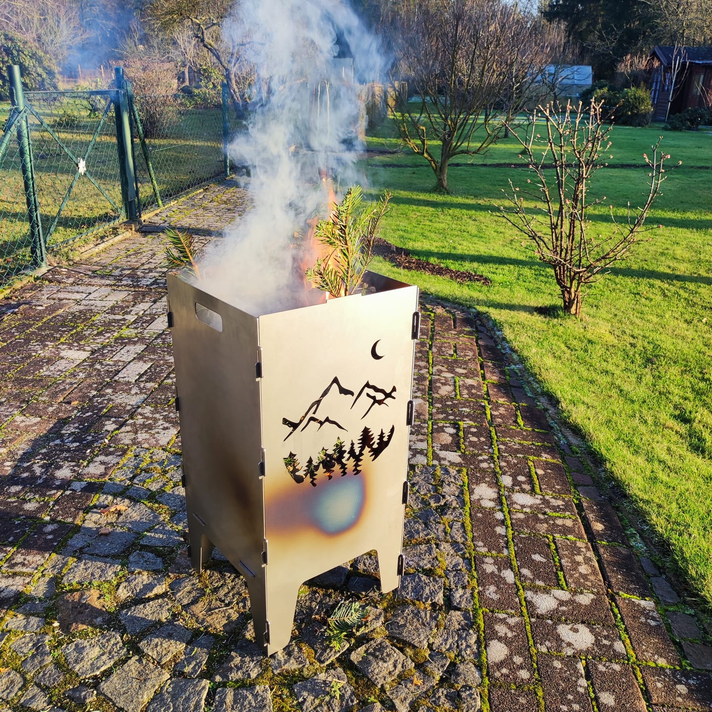 Customer photo review of Feuertonne Berge aus edlem Stahl