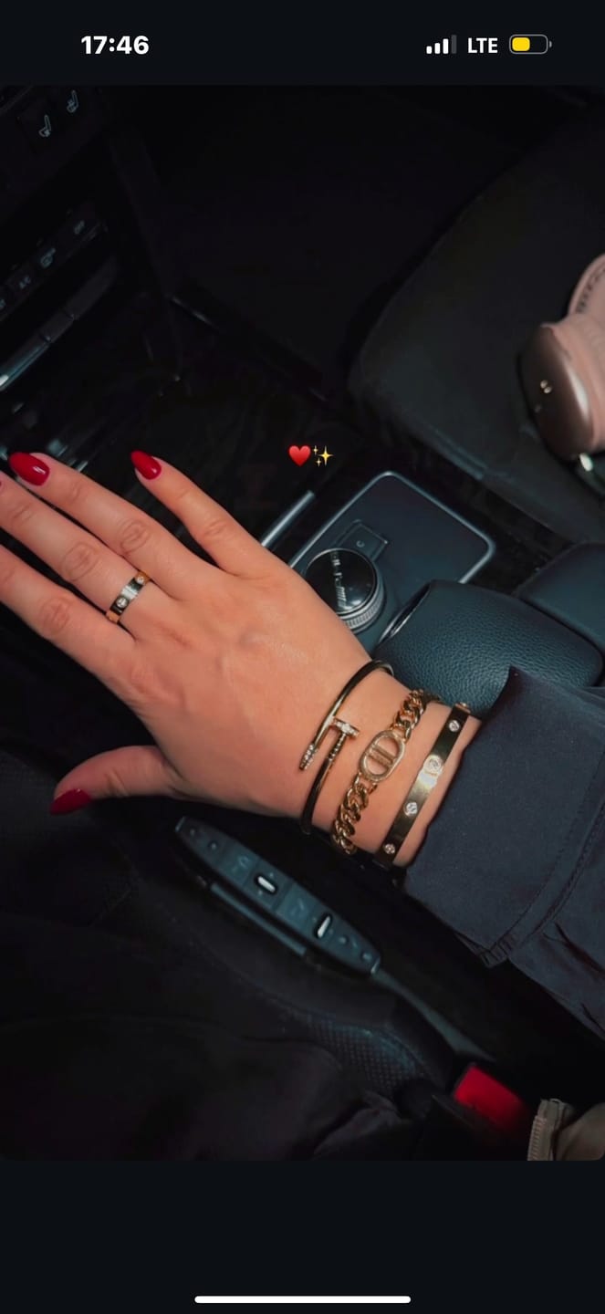 Customer photo review of Prestige Armband | 18K vergoldet