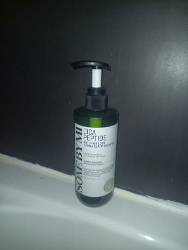 Customer photo review of Some By Mi - Shampooing anti chute de cheveux Cica Peptide - 285ml