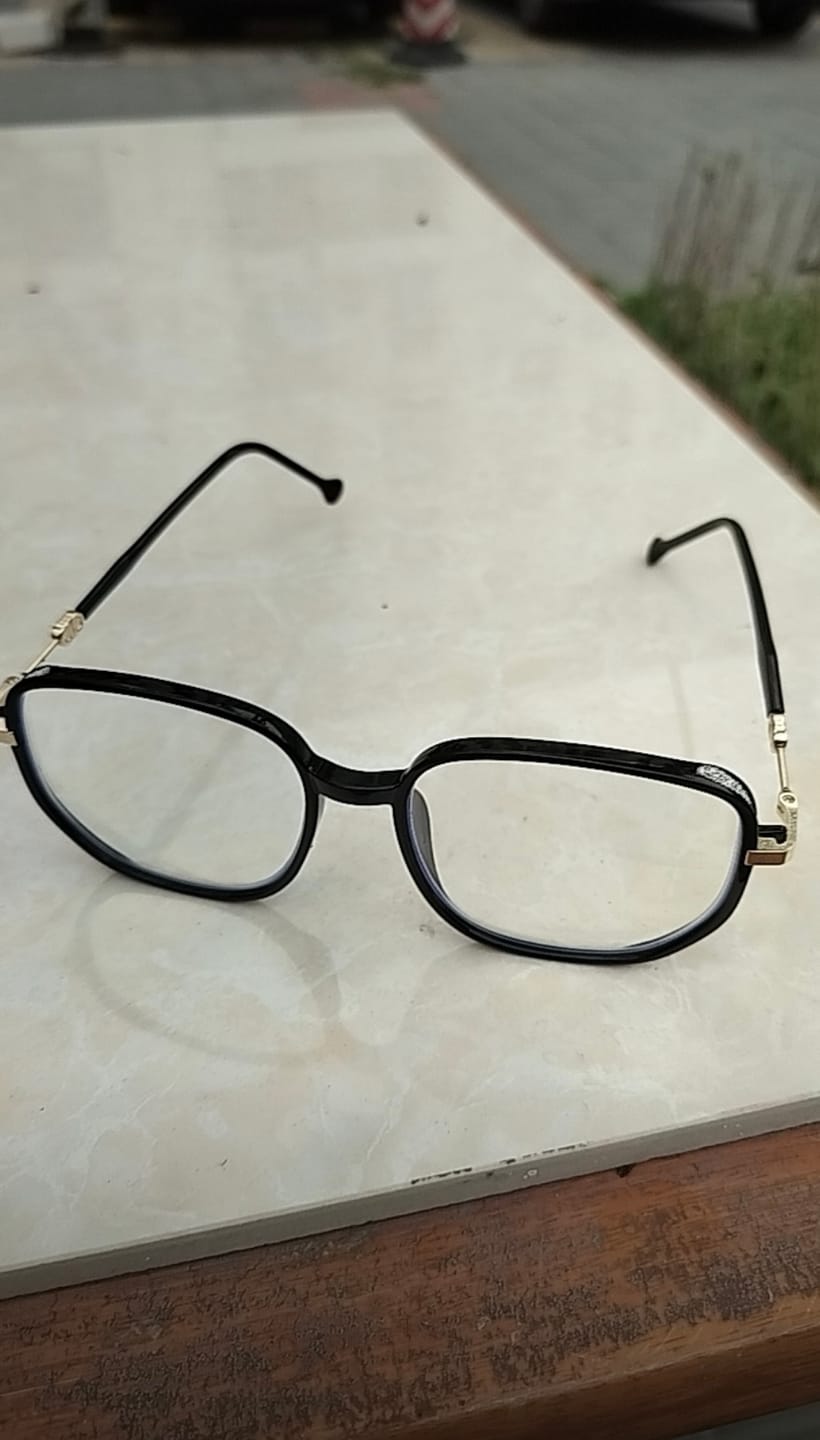 Customer photo review of Zelda Eyeglasses