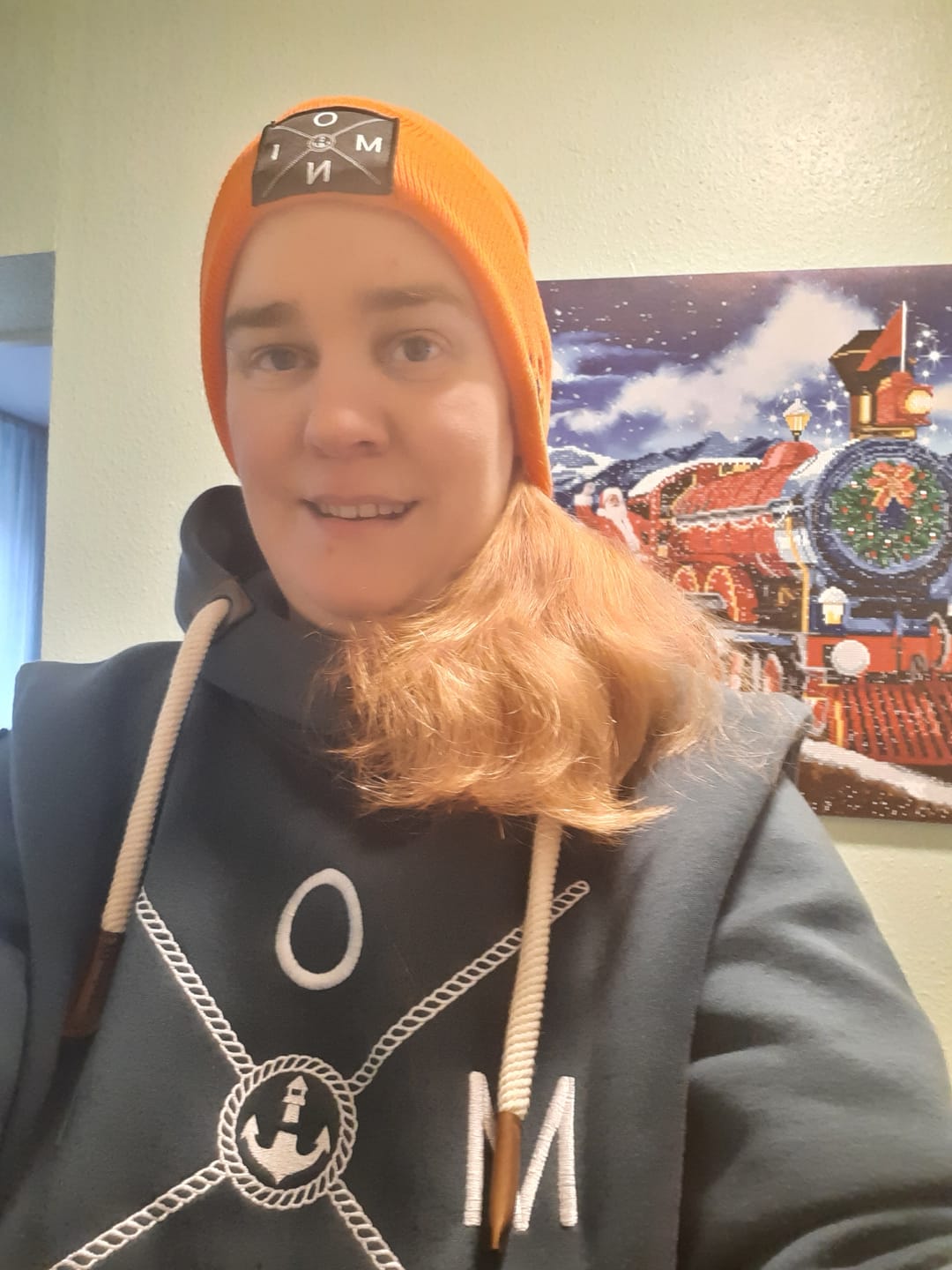 Customer photo review of Moin Simple X · Brisen Beanie