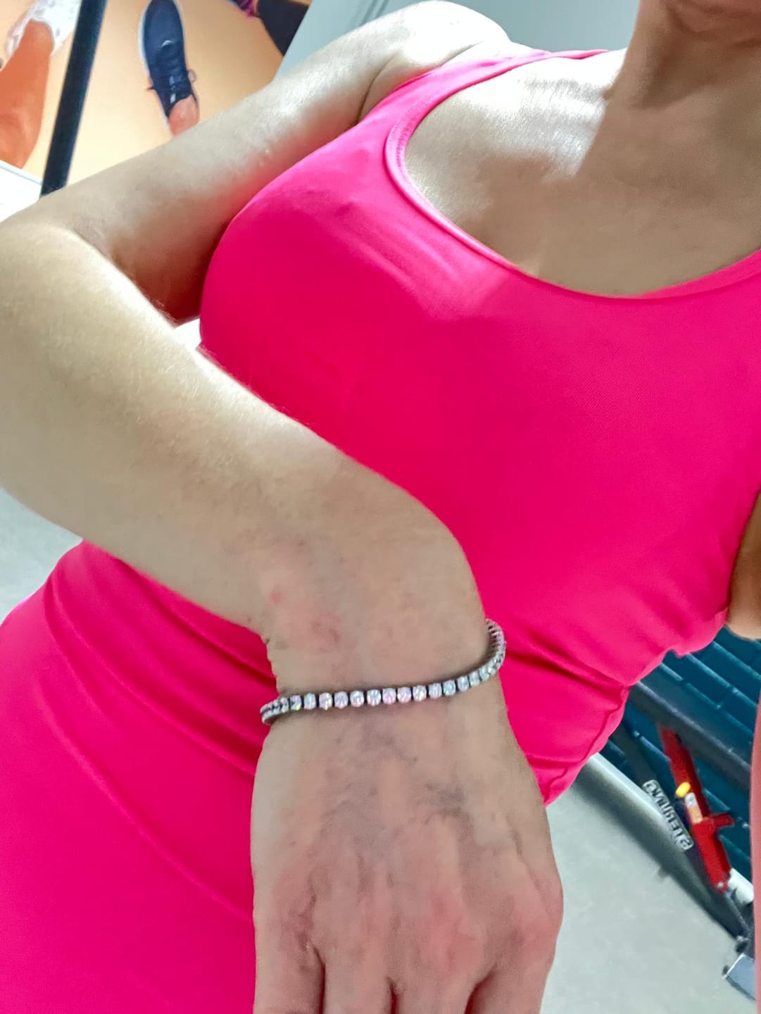 Customer photo review of TENNISBOY BRACELET. - 3MM WHITE GOLD