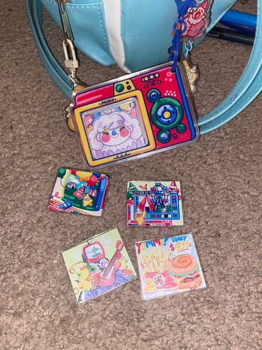 Customer photo review of PREORDER! Clowncore Camera Keychain Picture Frame