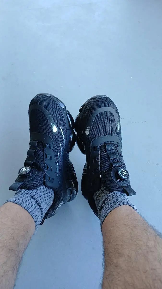 Customer photo review of Axon - Healthy & Protective Steel Toe Sneakers