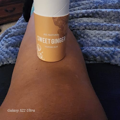 Customer photo review of Sweet Ginger Vapor Rub