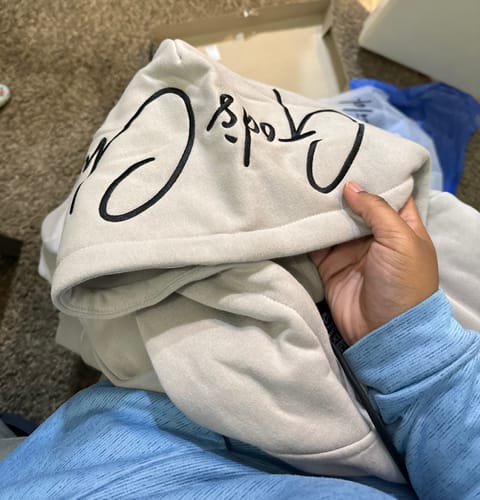 Customer photo review of God`s Child Premium Signature Fleece Pullover "Cement" 2.0