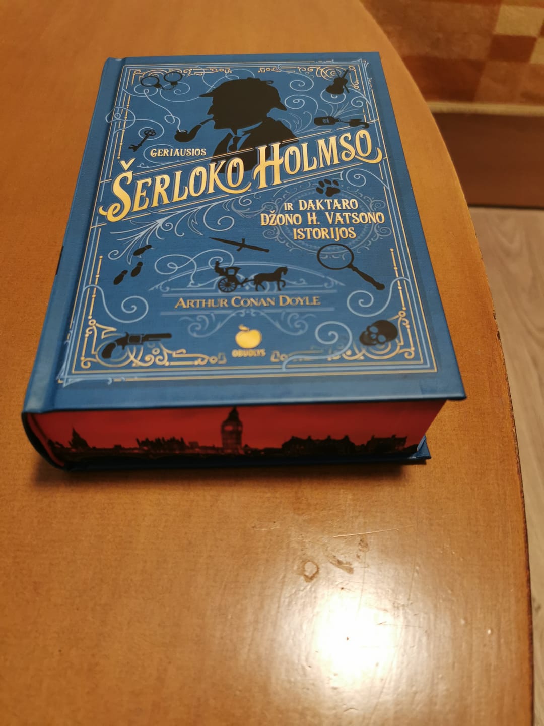 Customer photo review of Geriausios Šerloko Holmso ir daktaro Džono H. Vatsono istorijos: raudonasis leidimas