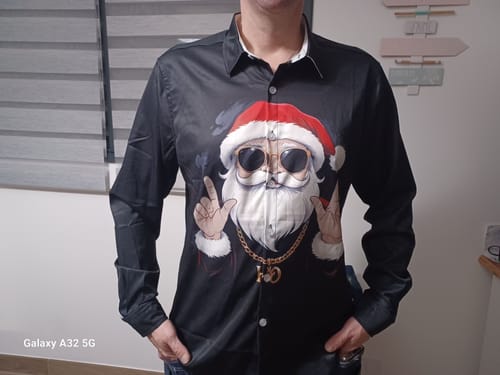 Customer photo review of Chemise à manches longues pour hommes avec imprimé cool de père Noël drôle pour Noël
