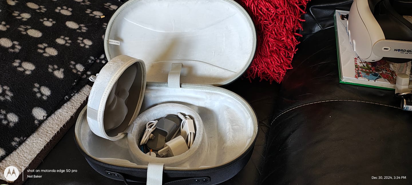 Customer photo review of Carrying Case for Quest 3/3S