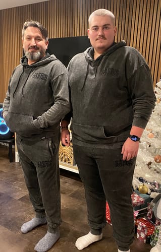 Customer photo review of Lifestyle Herren Jogginghose washed mit Stickerei by SAEBIS®